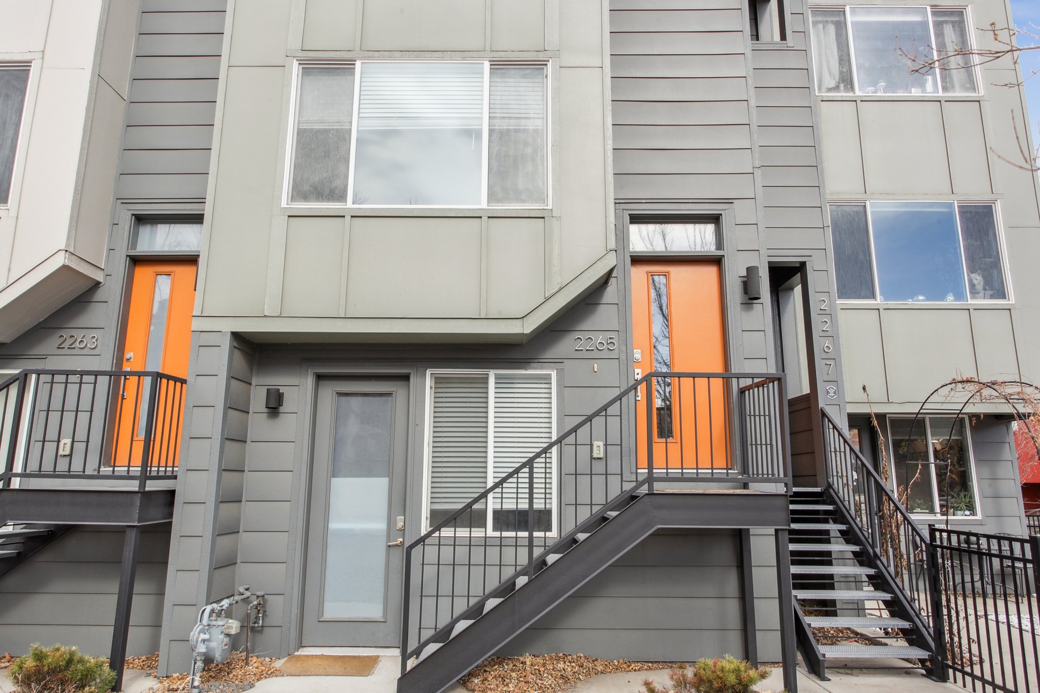 2265 Glenarm Pl
